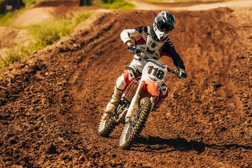 motorcycle dirt track